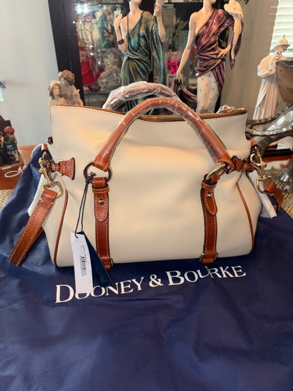 Dooney & Bourke Cream Satchel with Tan Trim - Picture 4 of 14